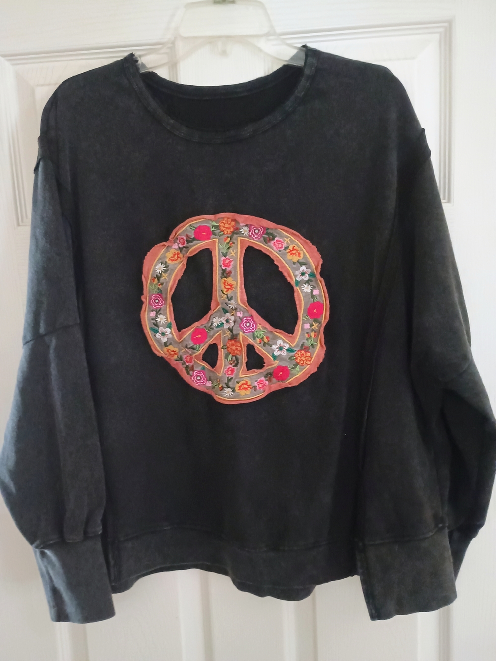 Black Women’s Embroidered Peace Sign Sweatshirt